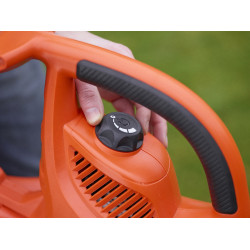 GW3031BP-QS Aspirateur, Souffleur, Broyeur de feuilles filaire - 3000 W  - Capacité : 70 L - 3 embouts - Black+Decker