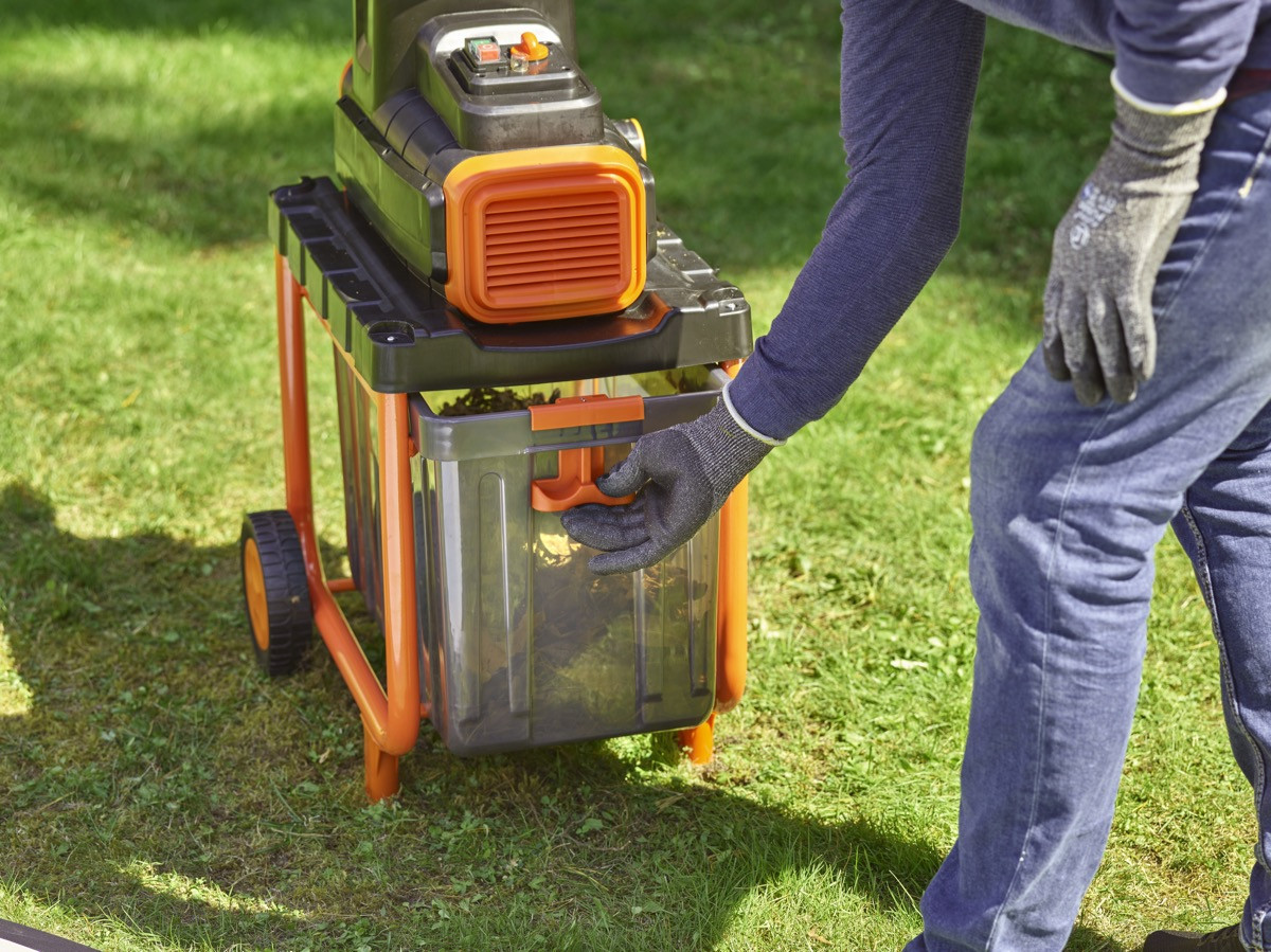 Black Decker BEGAS5800-QS Broyeur de végétaux filaire - 2800 W - Ca...