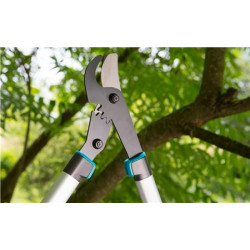 Coupe-branches EnergyCut 750B lame  franche - GARDENA