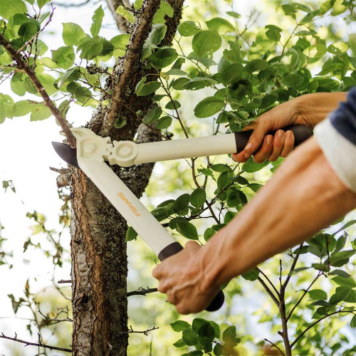 Coupe branches Light L32 à crémaillère et à enclume, 39,5 cm - Ø 35 mm - FISKARS