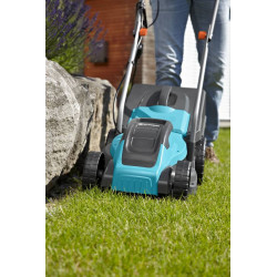 Tondeuse électrique PowerMax 1100/32 - coupe 32 cm - bac 30 l. - jusqu'à 300 m² - GARDENA