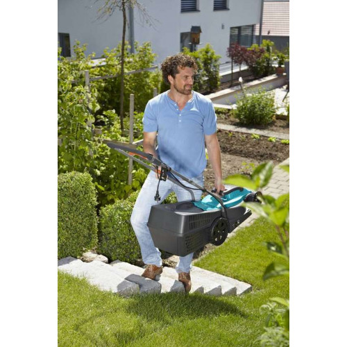 Tondeuse électrique PowerMax 1100/32 - coupe 32 cm - bac 30 l. - jusqu'à 300 m² - GARDENA