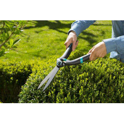 Cisaille à buis PrecisionCut - lames droites anti-adhérentes - 615 g - lames : 17 cm - GARDENA