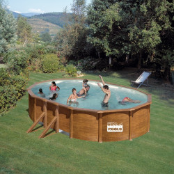 Piscine ovale acier 6,34m x 3,99m x H: 1,22m - Imitation bois - Filtration à sable - Renfort apparents de marque GRE POOLS, référence: J5579900