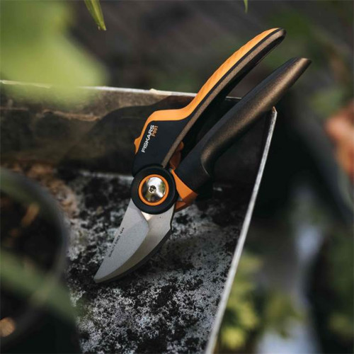 Sécateur X-series P961 lame franche Ø 26 mm - à crémaillère - poignée tournante - grande main - FISKARS