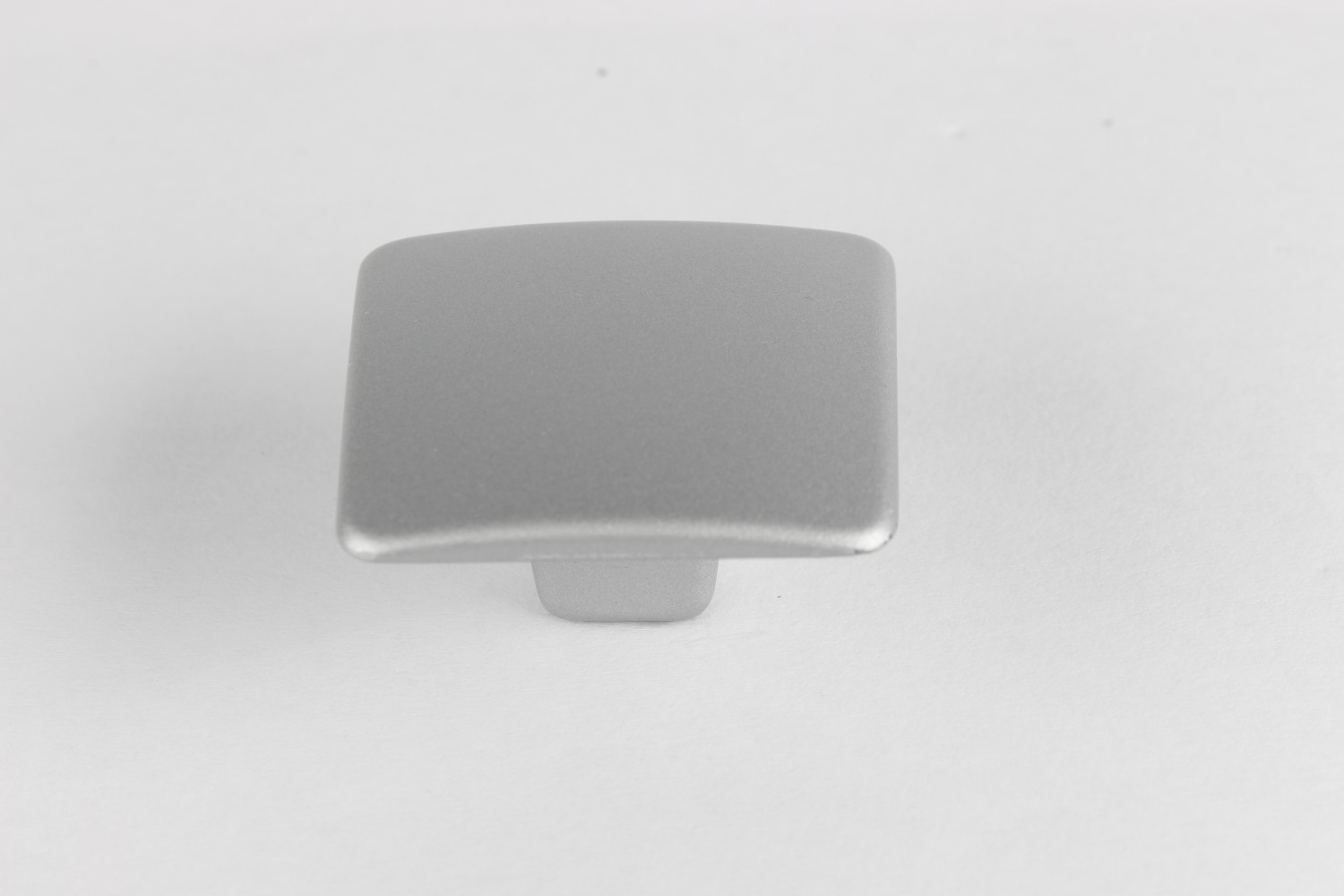 Bouton de meuble Carré argent zamak H.20 x l.37 x P.37 mm