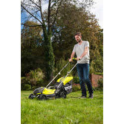 Tondeuse sur batterie RYOBI Rlm18x33b40, 93.6 W, 18 V, l.33 cm - RYOBI