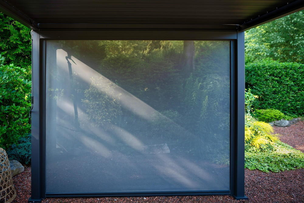 Pergola Bioclimatique adossée Ombréa® 3 x 3 m + Store 3 m - anthracite