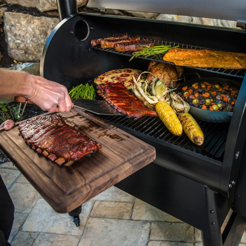 Barbecue à pellet PRO 780 - 2 niveaux de grille - 10,5 kW - 125 x 69 x 140 cm - Traeger