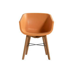Lot de 2 chaises Amalia Eucalyptus en résine - pieds en bois - Orange de marque CHALET & JARDIN, référence: J7185400