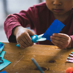 Premiers ciseaux pour enfants à partir de 2 ans - lames en plastique - bleu - FISKARS