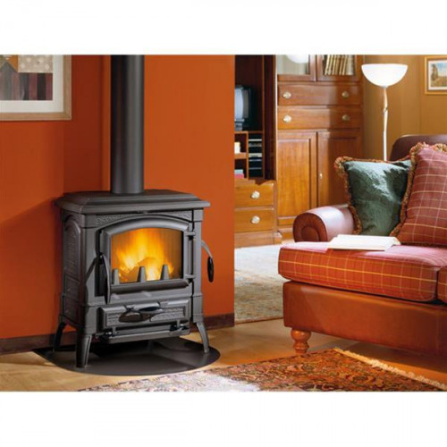 Poêle à bois Isetta EVO 4.0 - 7,3 kW - Rdt: 83,6% - B. 28 cm - Fonte - Nordica extraflame