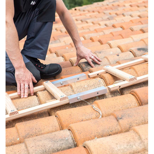 HAILO Echelle plate de toit en bois pour couvreur Safety Roof - 2x2,5m