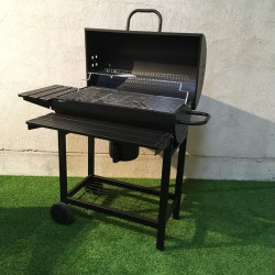 Barbecue smoker au charbon de bois sur chariot à 2 grilles de marque Centrale Brico, référence: J7761700