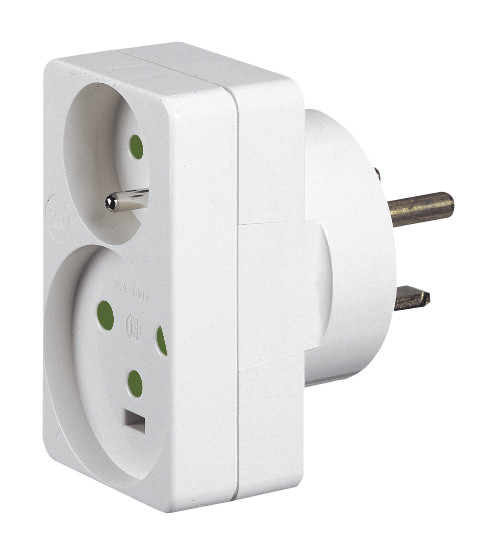 Adaptateur prise 16 ou 20 amperes / socle 32A