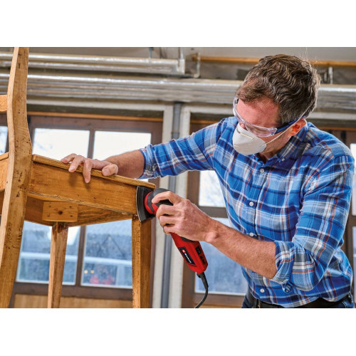 Ponceuse triangulaire – TC-DS 20 E – 200 W – 12 000–22 000 osc/min – Plateau orientable – Aspiration poussières - EINHELL 