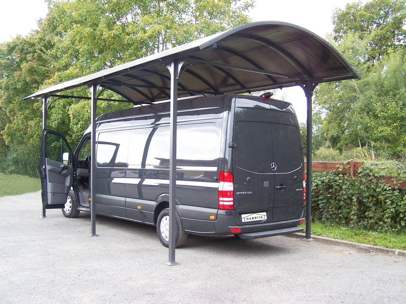 Carport aluminium pour camionnette, camping-car, caravane et bateau