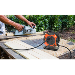 Enrouleurélectrique Bricolage compact H05VV-F 3G1,5mm2, 15 mètres - Quarx