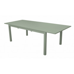 Table extensible - GENES - Aluminium époxy amande - Plateau à lattes - 160/240 x 100 cm de marque PROLOISIRS, référence: J8968300
