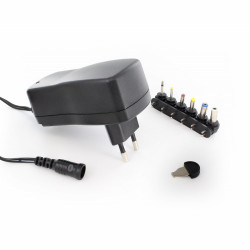 Alimentation universelle 1500 Ma de marque Metronic, référence: B9136600