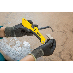 Couteau à lame auto-retractable, STANLEY FATMAX - STANLEY