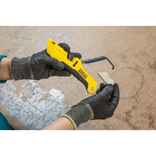 Couteau à lame auto-retractable, STANLEY FATMAX - STANLEY