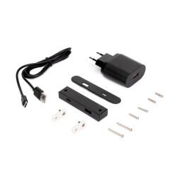 Connecteur USB A+C Linky (81x12mm) -  5V DC 2A (10W) -  Plastique noir -  Plastique de marque EMUCA, référence: B9340200