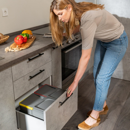 Lot de 10 poignées pour meubles Orlando -  L136mm -  entraxe 96mm -  Acier -  Peint en noir - EMUCA