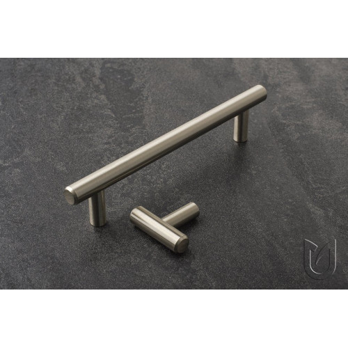 Poignée de meuble barre de traction 96/136 chrome mat + vis - Sans marque