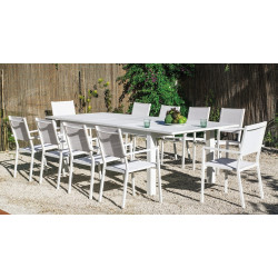 Salon à manger de jardin avec table extensible – CAMELIA ALU EXT 220-300 CORCEGA/10 – Finition blanc – Assises textilène blanc – de marque HEVEA, référence: J9462900
