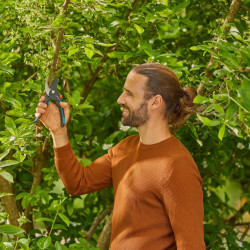 Sécateur de jardin – PremiumCut Pro – Bois vert Ø 24 mm – Coupe franche PowerCoating - GARDENA