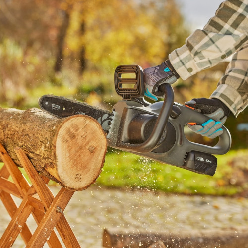 Tronçonneuse à batterie – PowerSaw 25/18V P4A – Guide 25 cm – Chaîne 3/8” - GARDENA