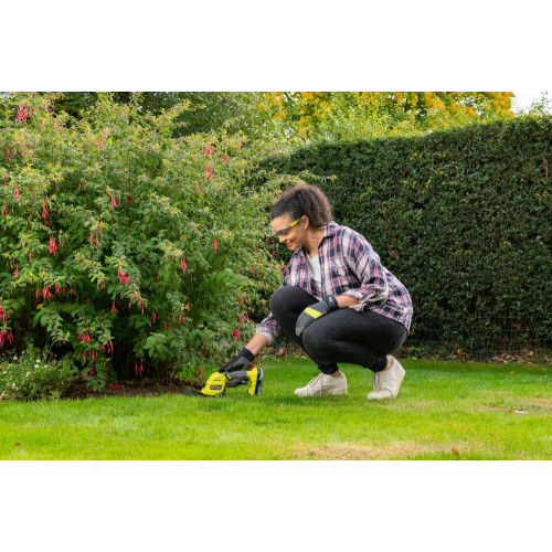 Sculpte végétaux RYOBI avec batterie 2 Ah RY18GSA - RYOBI