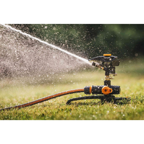 Arroseur rotatif métal sur roues - FISKARS