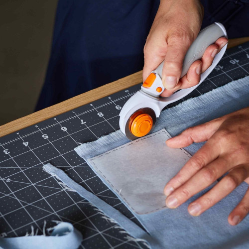 Tapis de découpe 30 x 45 cm A3 - FISKARS