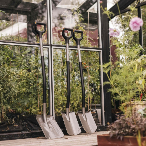 Bêche ronde Ergonomic (grise) - FISKARS