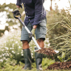 Pelle Xact (télescopique) - FISKARS