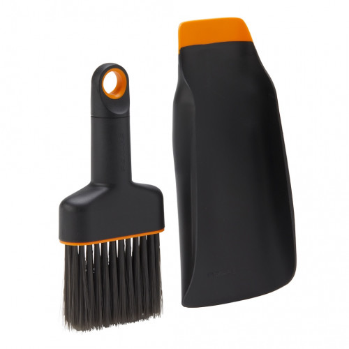 Pelle à terre avec brosse - 20,6 cm - rempotage et nettoyage des plantes - FISKARS