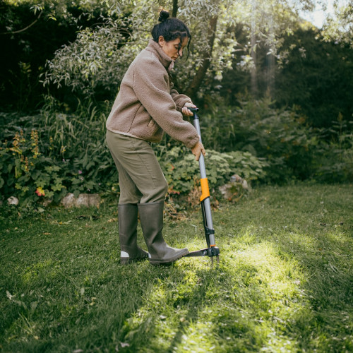 Arrache-mauvaises herbes - Xact 100 cm - désherbage manuel sans se baisser - FISKARS