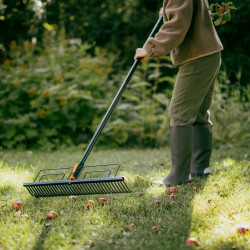 Râteau à gazon - OneClick 57 cm - ramassage feuilles et déchets de jardin - FISKARS