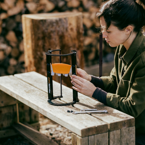 Appareil à bois d’allumage - X-Series S - fendage rapide et sécurisé - FISKARS