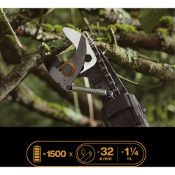 Offre promo 2 batteries offertes - Coupe-branche télescopique, à batteries amovibles 12V-4 Ah - portée 6m, diam. de coupe 32mm - FISKARS