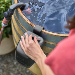 Pompe pour collecteur d’eau de pluie 18 V 2400 l/h - kit prêt à l’emploi avec batterie - GARDENA
