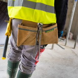 Bipoche de maçon en croûte de cuir - 2 poches larges avec porte-tenaille - Leborgne