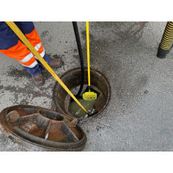 Pelle filtrante d’hydrocurage Nanovib 45 cm manche télescopique 2 à 3,5 m - filtration des déchets - Leborgne