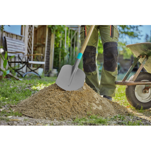 Pelle à sable à bords plats NatureLine FSC 100% - poignée droite - GARDENA