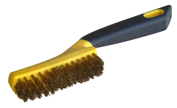 Brosse métallique (4 rangs fils laitonné ondulés)