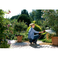Kit d'arrosage avec tuyau flexible 10m - GARDENA