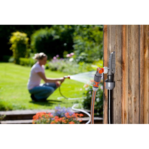 Prise d'eau avec nez de robinet articulé d'arrosage - GARDENA