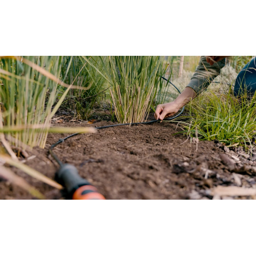 Kit d'irrigation Micro-Drip system pour les haies - 15 m - 4,6 mm - GARDENA